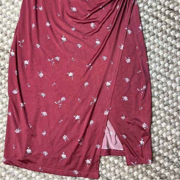 Verse Rouched Dress - Picture 3 of 6